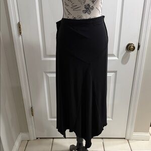 Chic Cartise Asymmetrical Black Skirt for Women